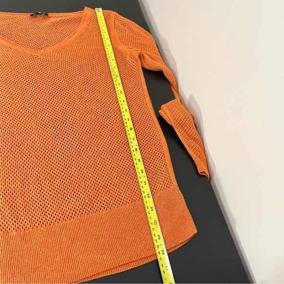 The Limited Loose Knit Wool Blend V-Neck Sweater - Picture 10 of 11